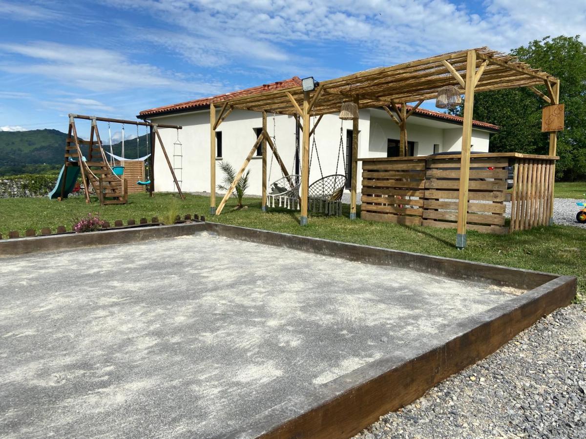 Villa Jacuzzi, Terrain De Petanque Et Aire De Jeux Vue Sur Les Pyrenees Seilhan Eksteriør bilde